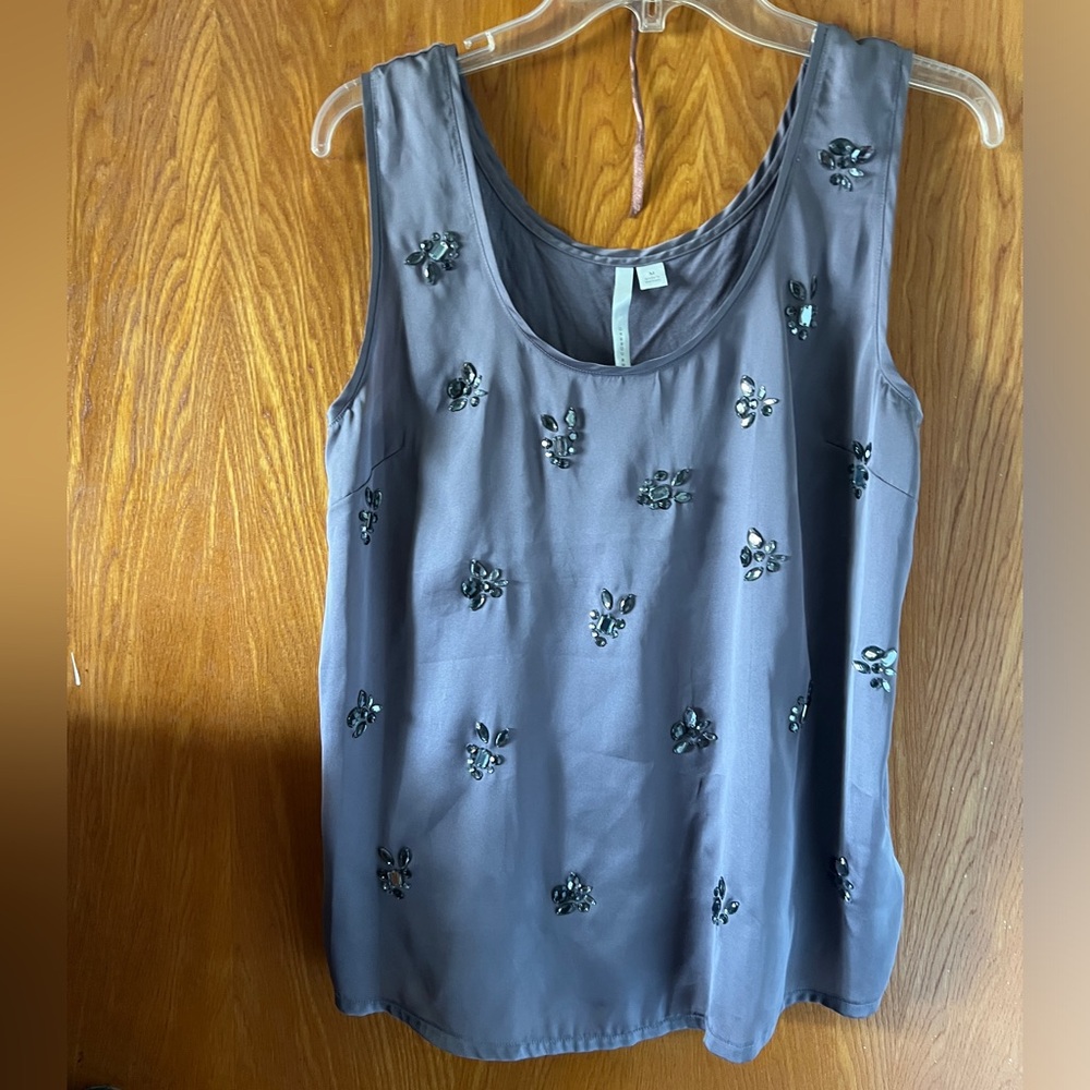 LC Lauren Conrad Grey Sleeveless Blouse